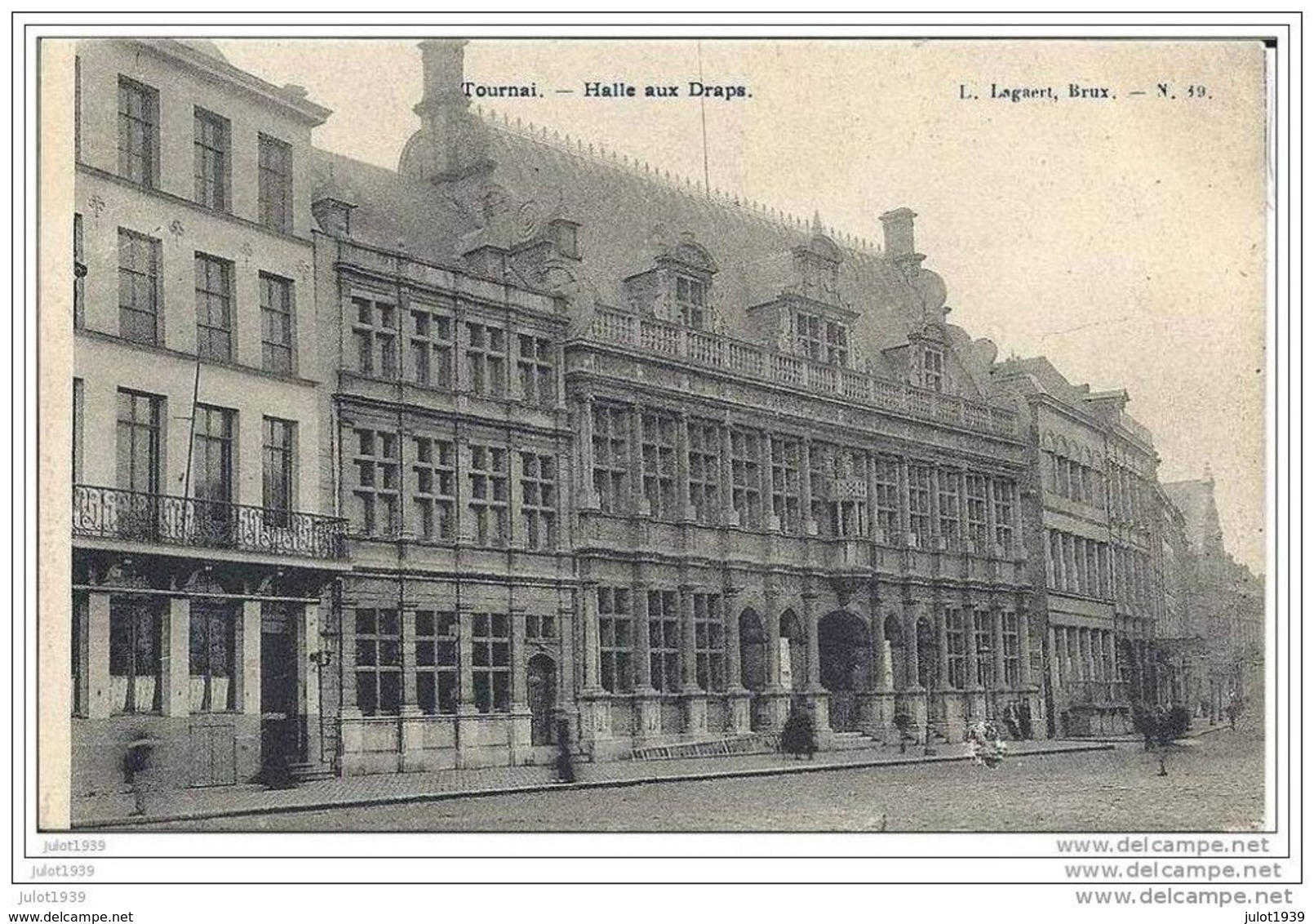 TOURNAI ..--  Halle Aux Draps . - Tournai