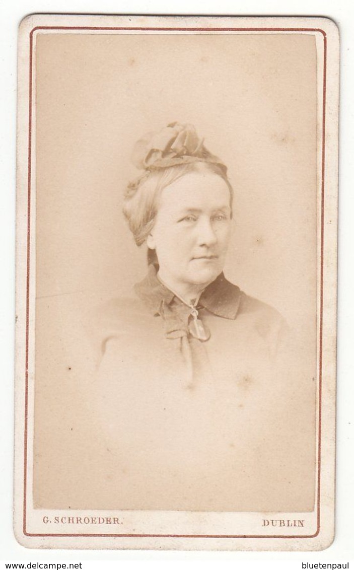 0490 CDV Photo : G. Schroeder, Dublin - Portrait, Feine Dame, Frau Femme Woman - Old (before 1900)
