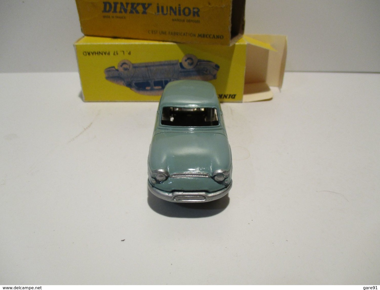 DINKY TOYS  Junior  Panhard PL 17 - Toy Memorabilia