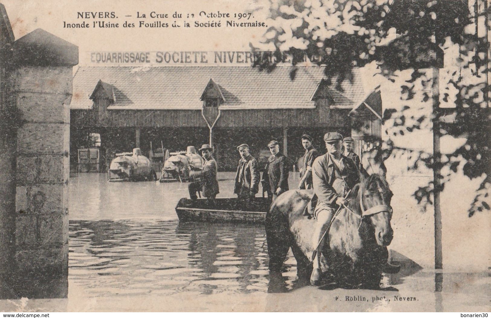 CPA  58 NEVERS CRUE USINE FOUILLES STE NIVERNAISE 1907  ETAT - Nevers