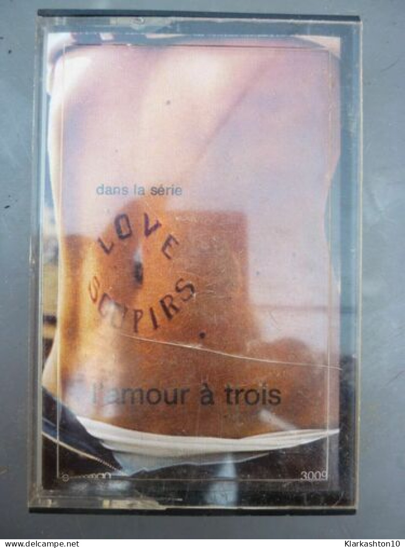 Love Soupirs Volume IV L'amour à Trois-Soupirs Pour VousRM Productions Sonores - Audiocassette