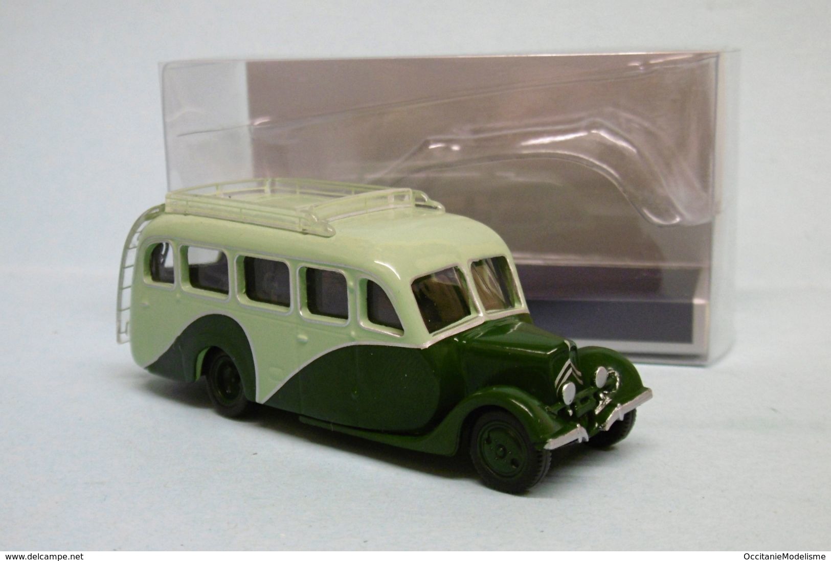 Norev - AUTOCAR CITROEN U23 1947 Vert Neuf HO 1/87 - Baanvoertuigen