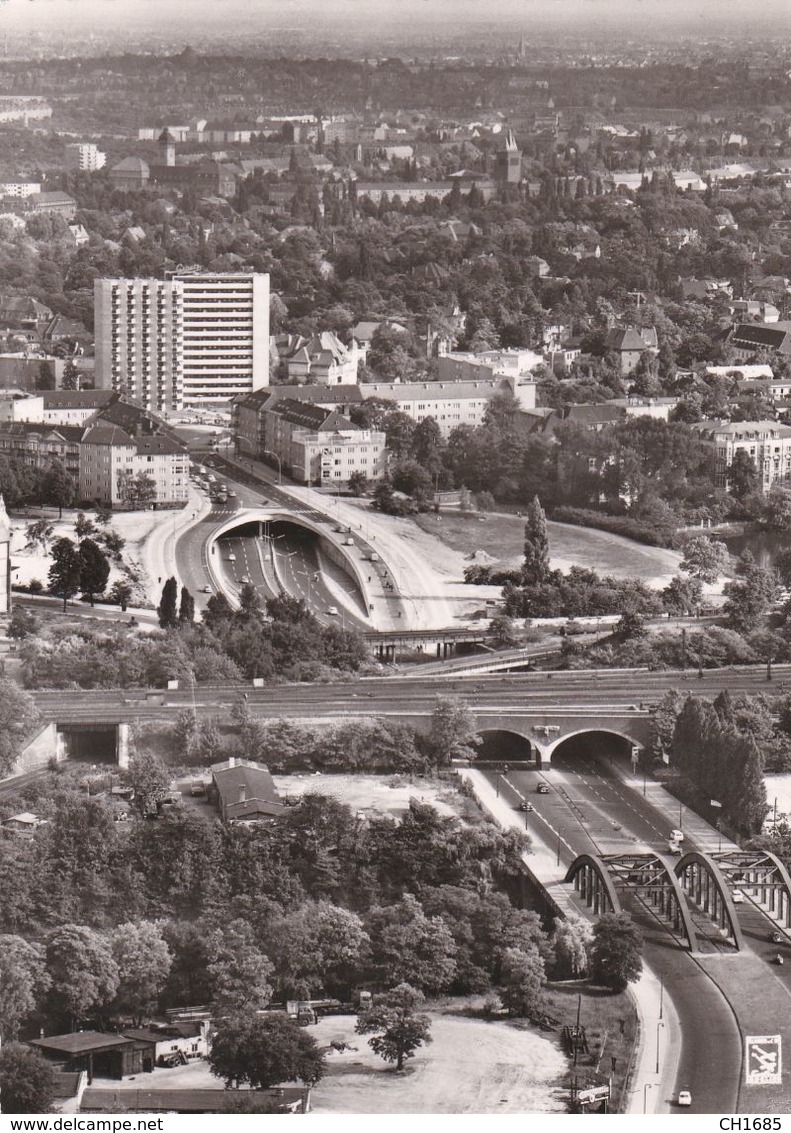 ALLEMAGNE : BERLIN : Vue Aérienne " Stadtautobahn " - Halensee