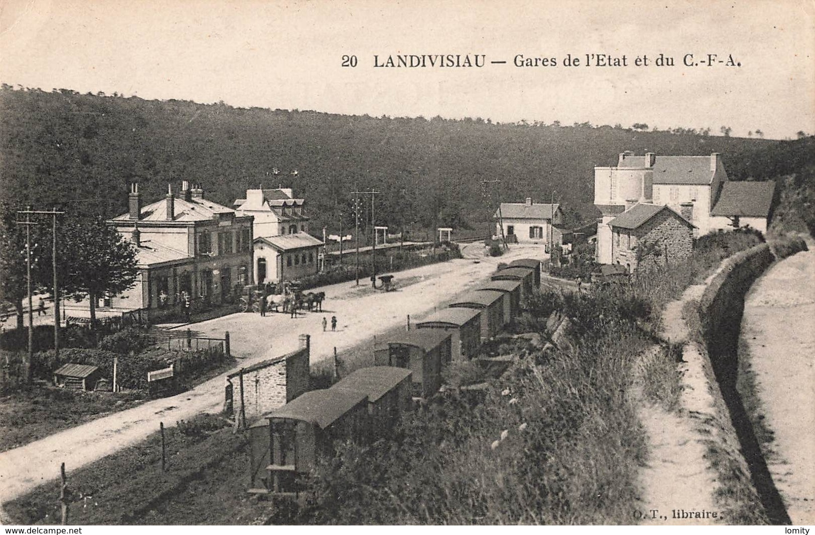 29 Landivisiau Gares De L' Etat Et Du CFA Gare Train Wagons Attelage - Landivisiau