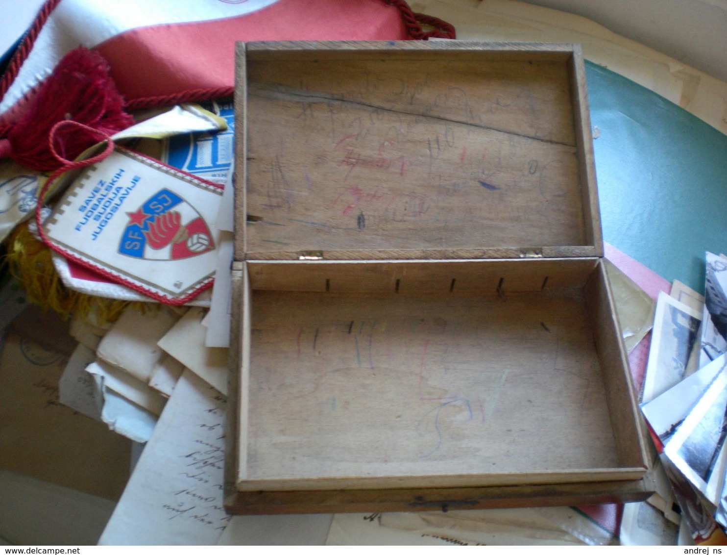 Old Wooden Tobacco Box Patria Schildnadeln Fabrik Marke Gegrundet 1559 - Empty Tobacco Boxes