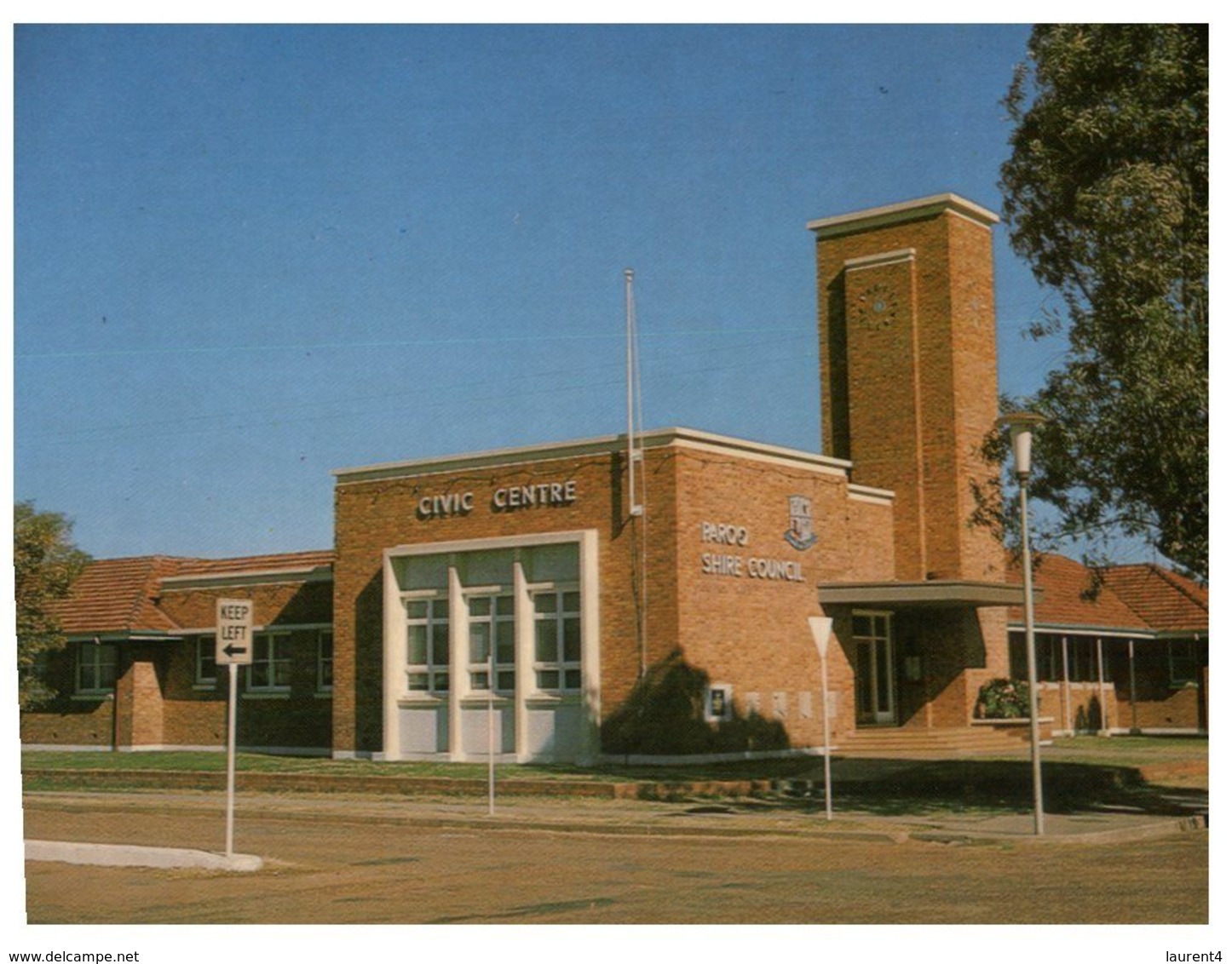 (A 27) Australia - QLD - Cunnamulla Civic Centre - Far North Queensland