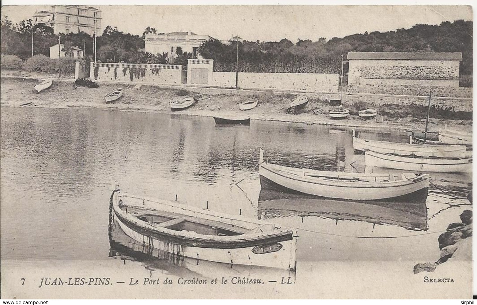 Carte Postale Ancienne De Juan Les Pins  Le Port Du Croûton Et Le Chateau - Autres & Non Classés