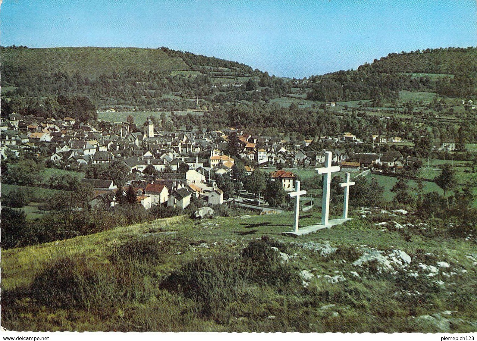64 - Arudy - Le Mont Saint Michel - Le Calvaire - Vue Sur Arudy - Arudy