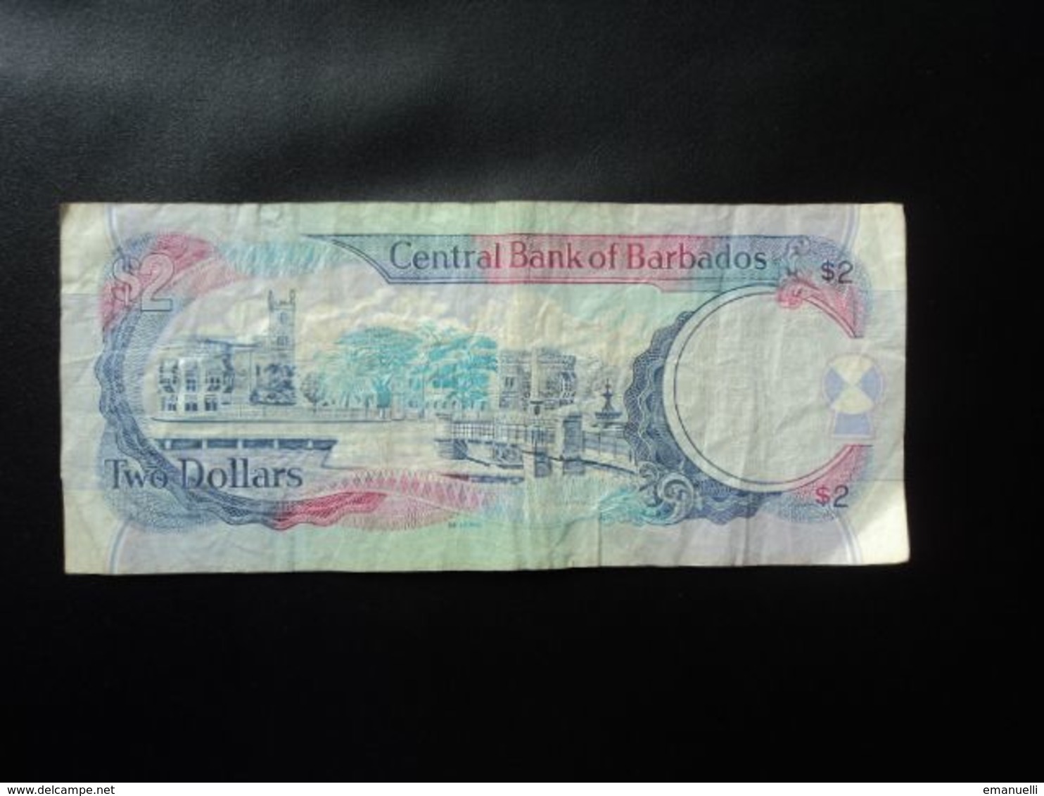 BARBADES : 2 DOLLARS    ND 1989    P 54d      TTB - Barbados