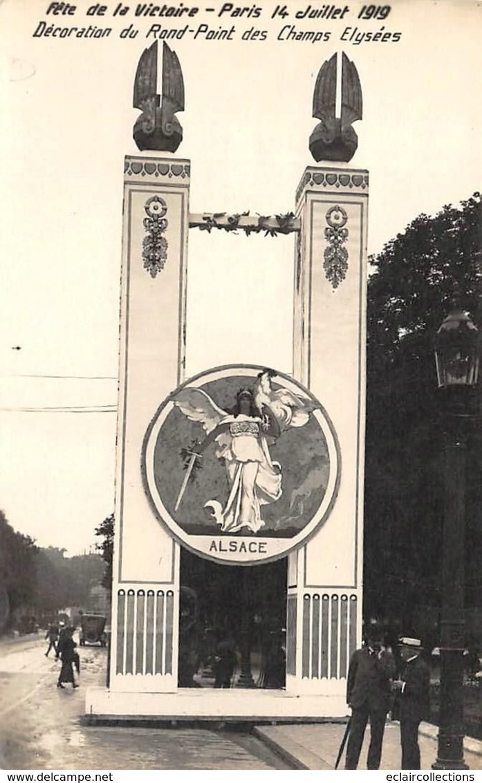 Non Localise. Divers Alsace    67       Fête De La Victoire A Paris. Décoration Du Rond Point   (voir Scan) - Otros & Sin Clasificación