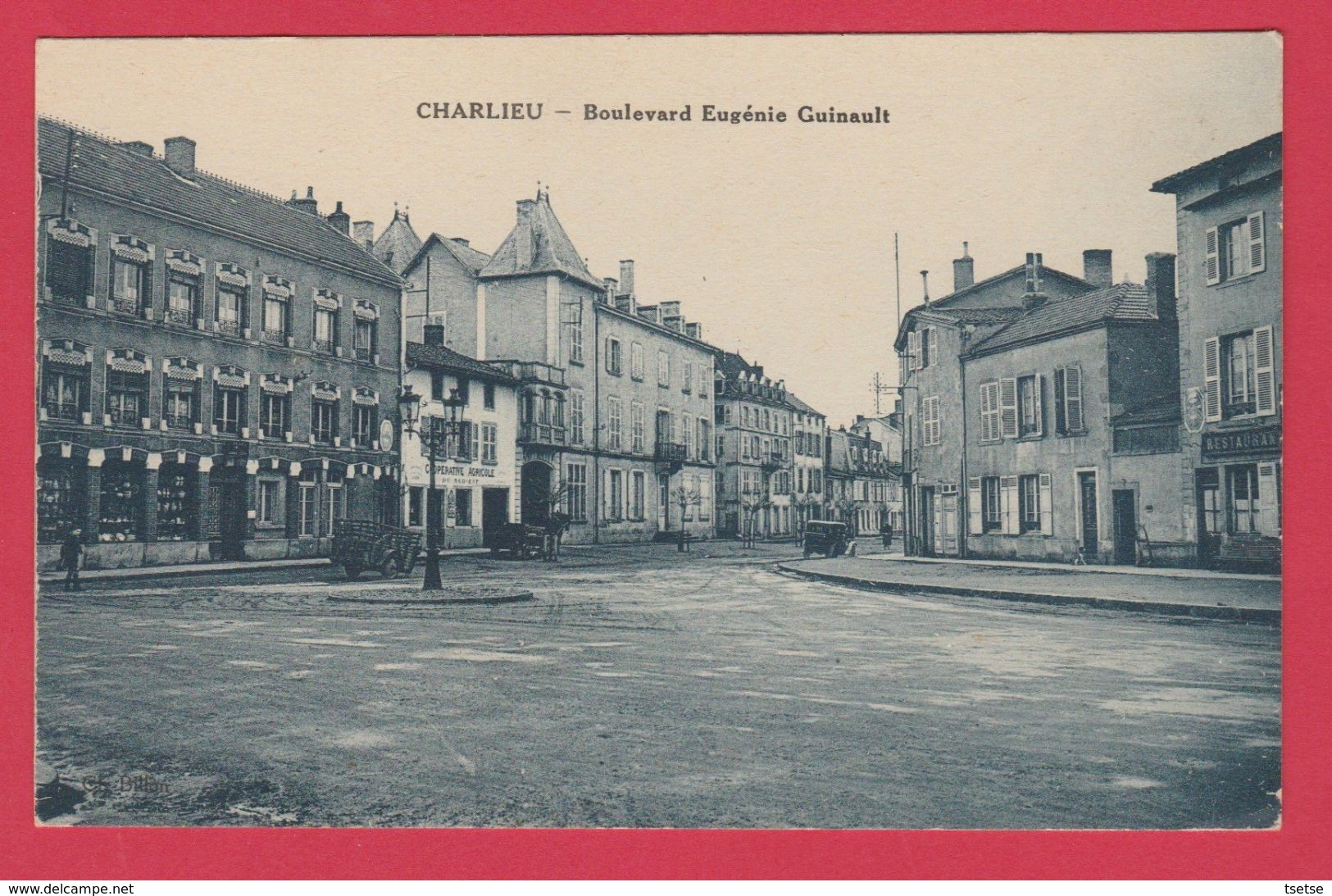 Charlieu - Boulevard Eugénie Guinault  ( Voir Verso ) - Charlieu