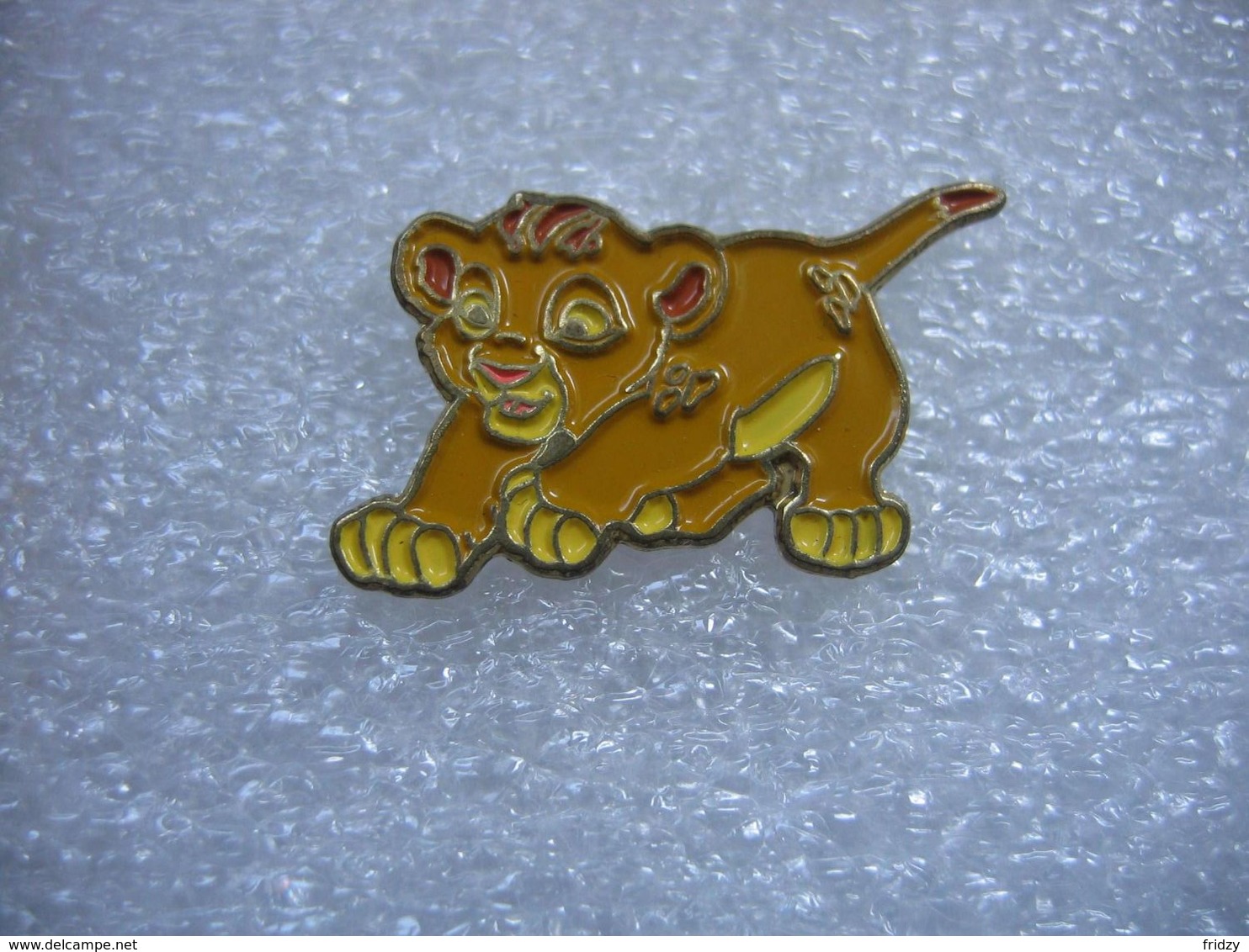 Pin's BD Simba - Disney