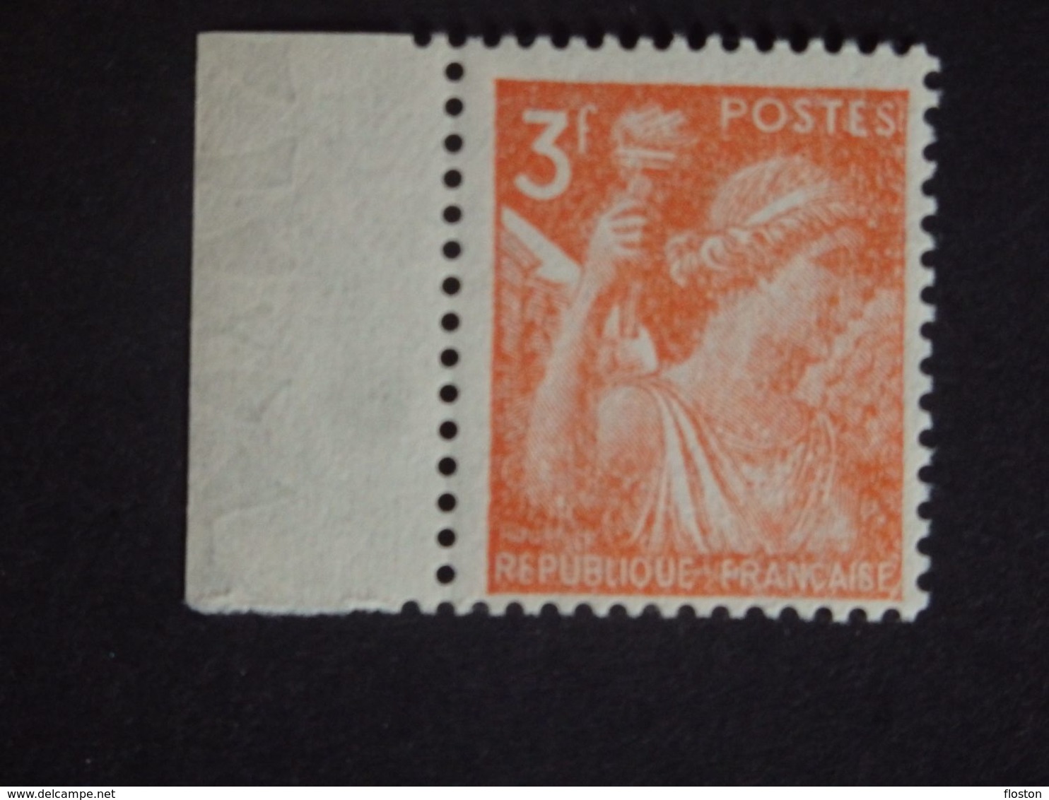 N°655a LUXE** - Type Iris - 3f - Rouge-Orange - Bord De Feuille Filigrané - Papier Japon - Gomme D'origine - 1939-44 Iris
