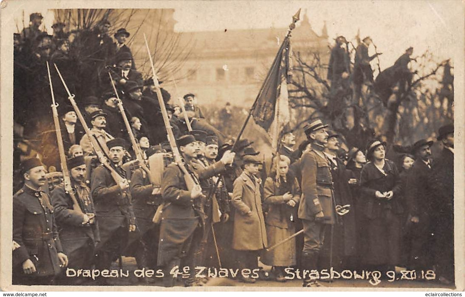 Strasbourg       67        Drapeau Des 4 ème Zouaves      Novembre 1918   (voir Scan) - Straatsburg