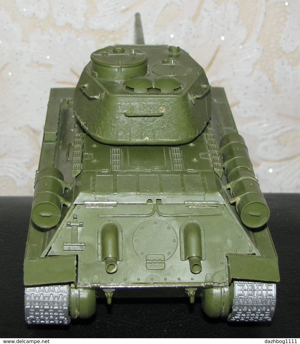 Russia Model soviet tank Т - 34 - 85 1944 Zvezda 1993 1:35 Handmade