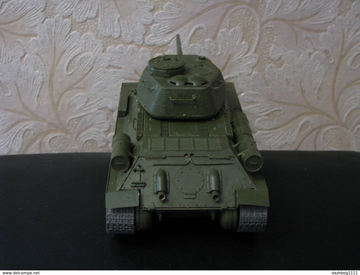 Russia Model soviet tank Т - 34 - 85 1944 Zvezda 1993 1:35 Handmade