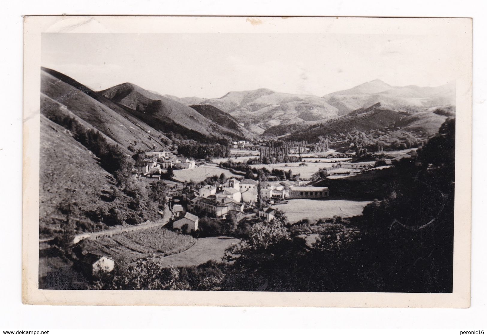 Jolie CPSM Les Aldudes, Pyrénées-Atlantiques, Années 1940 - Aldudes