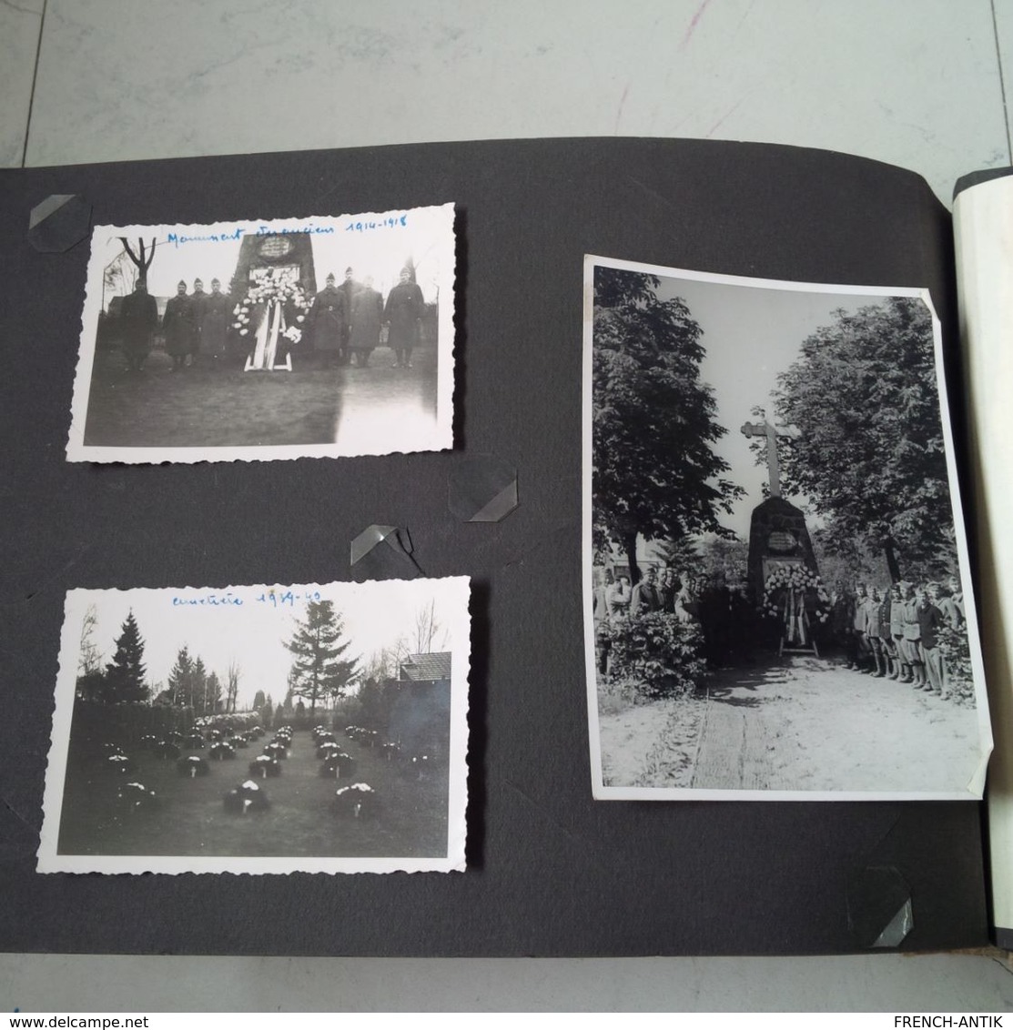 ALBUM MILITARIA GUERRE ET CAPTIVITE CAMP STARGARD IM POMMERN 1940 SCENE DE VIE THEATRE DONT TRAVESTIE CIMETIERE SPORT