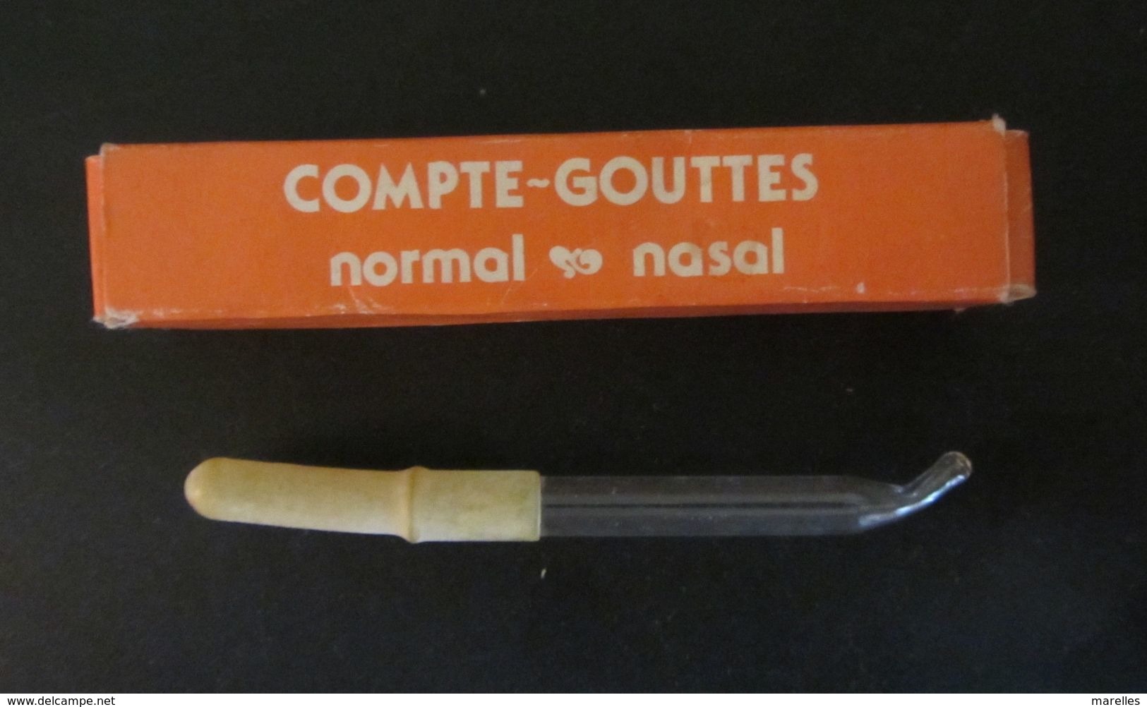 Anciens Compte-gouttes Nasal à Boule Verre Et Caoutchouc TBE - Matériel Médical & Dentaire