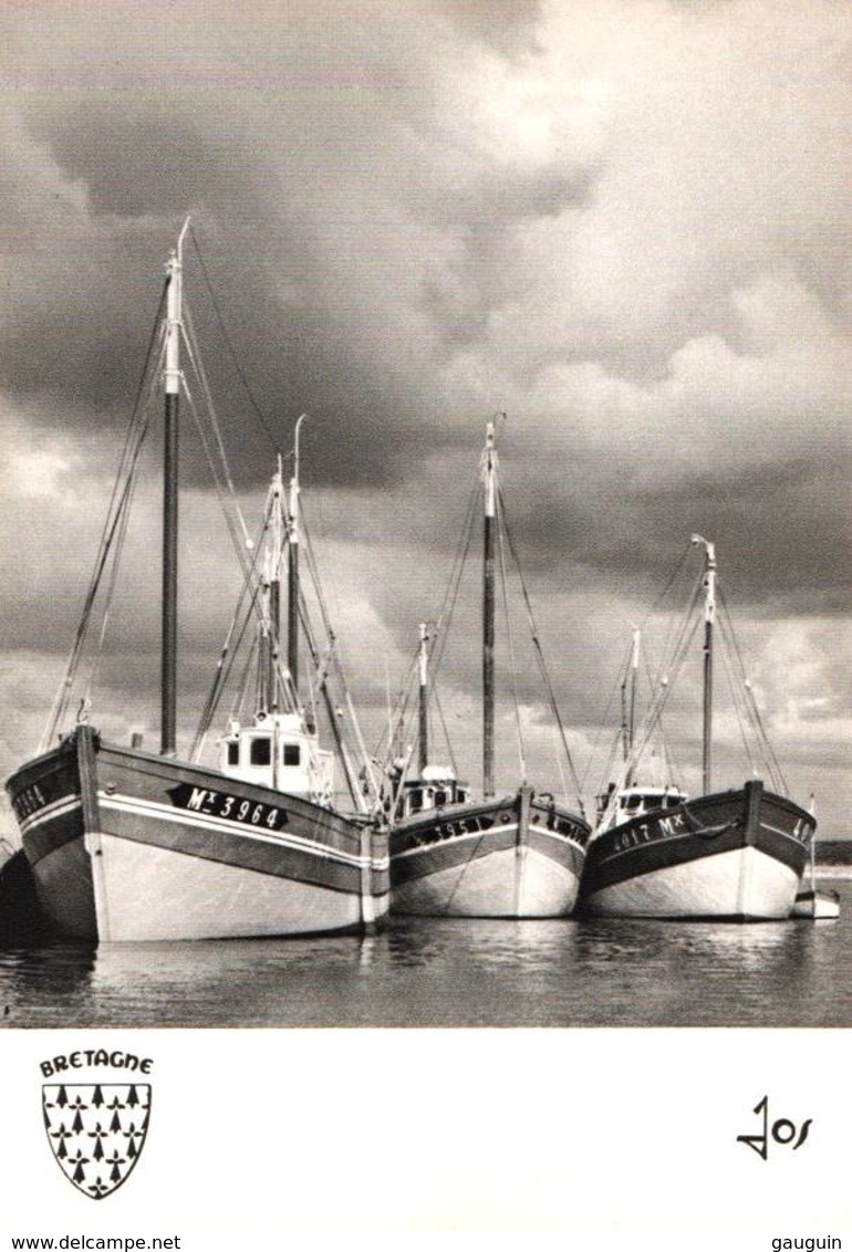 CPSM - MOGUERIEC En SIBIRIL - Le PORT … (bateaux De Pêche) - Edition Jos Le Doaré - Andere & Zonder Classificatie