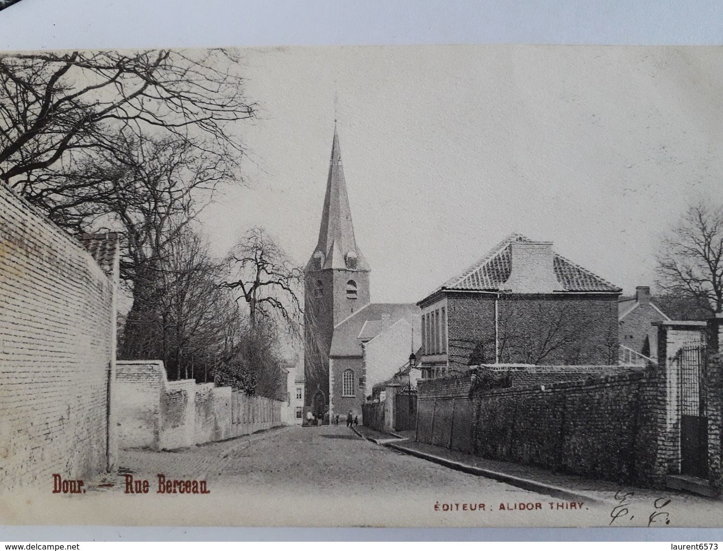 Carte Postale De Dour, Belgique, 1902, La Rue Berceau , éditeur Alidor Thiry, « 64 » - Dour