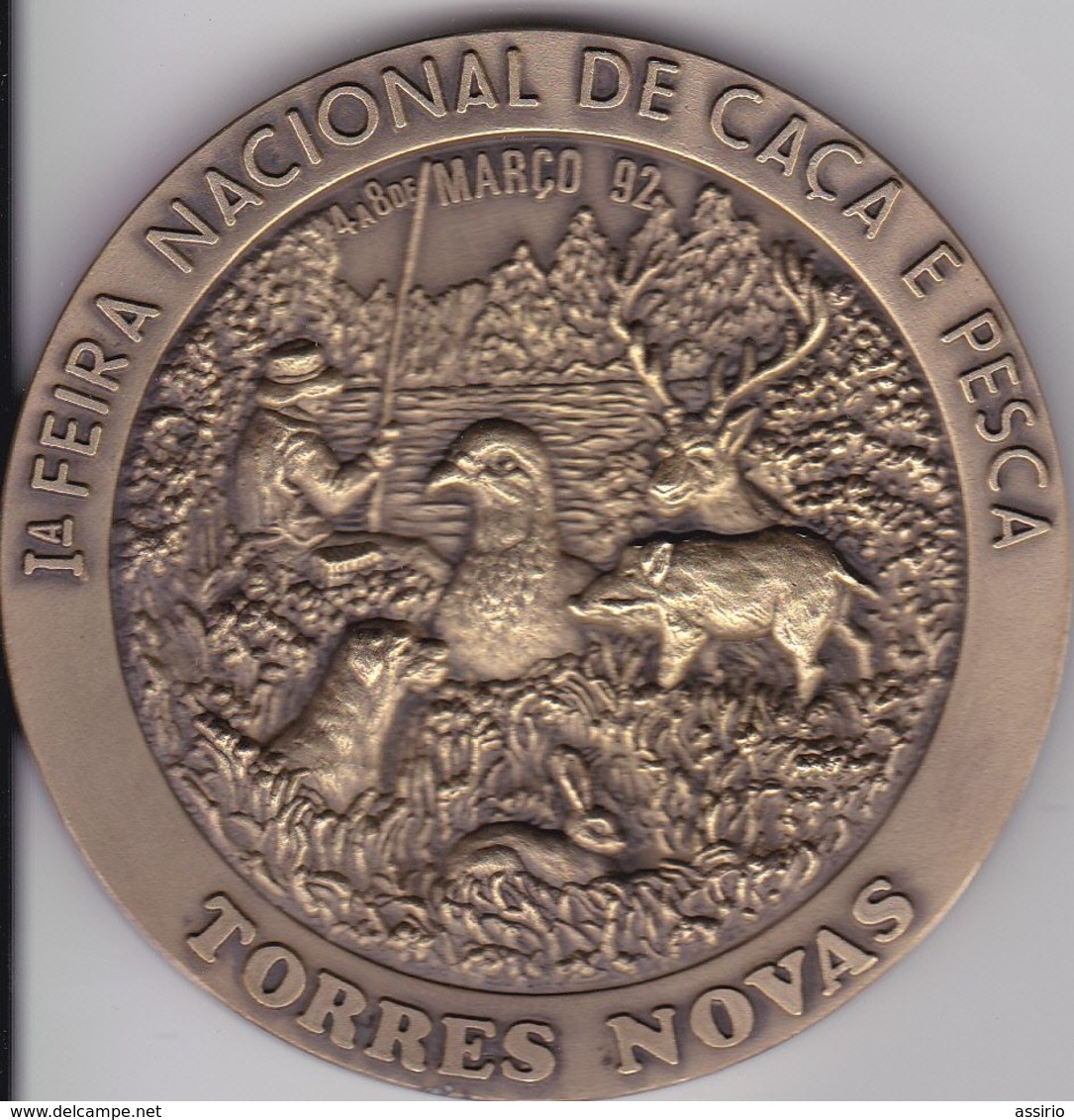 Portugal -Torres Novas Medalha  Caça E Pesca Março 1992 - Pesca