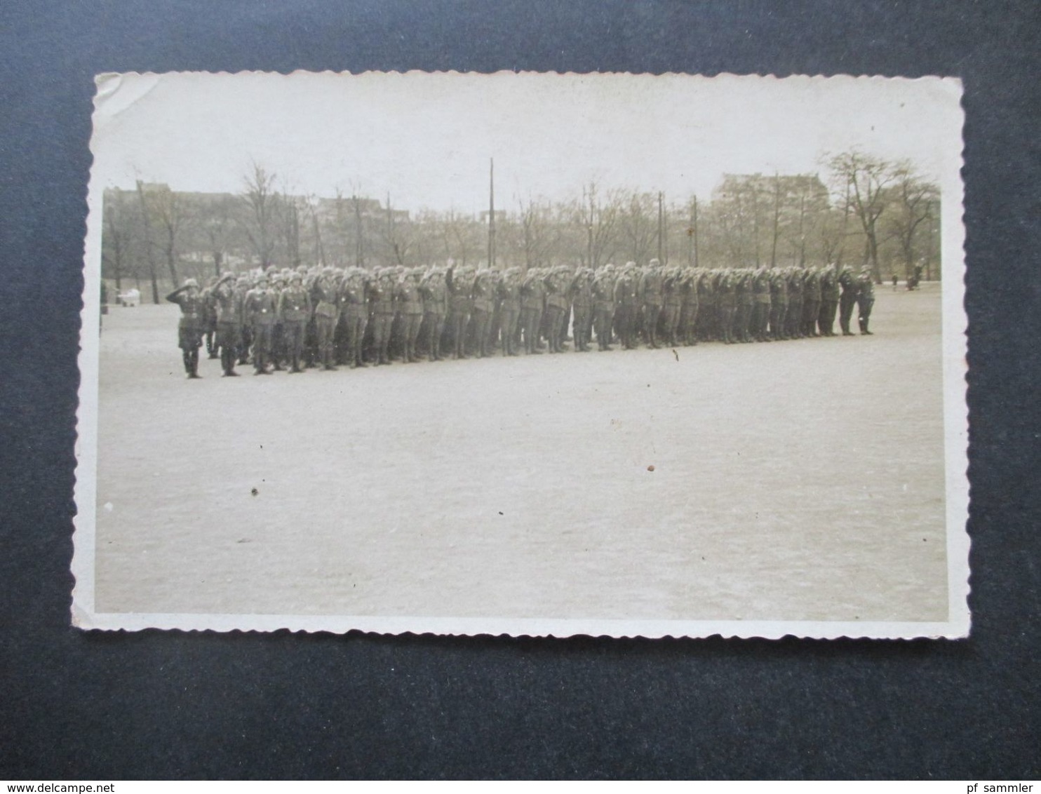 3.Reich Echtfoto Militärparade Soldaten Der Wehrmacht Photohaus Zemann Komotau Sudetenland - Sudeten