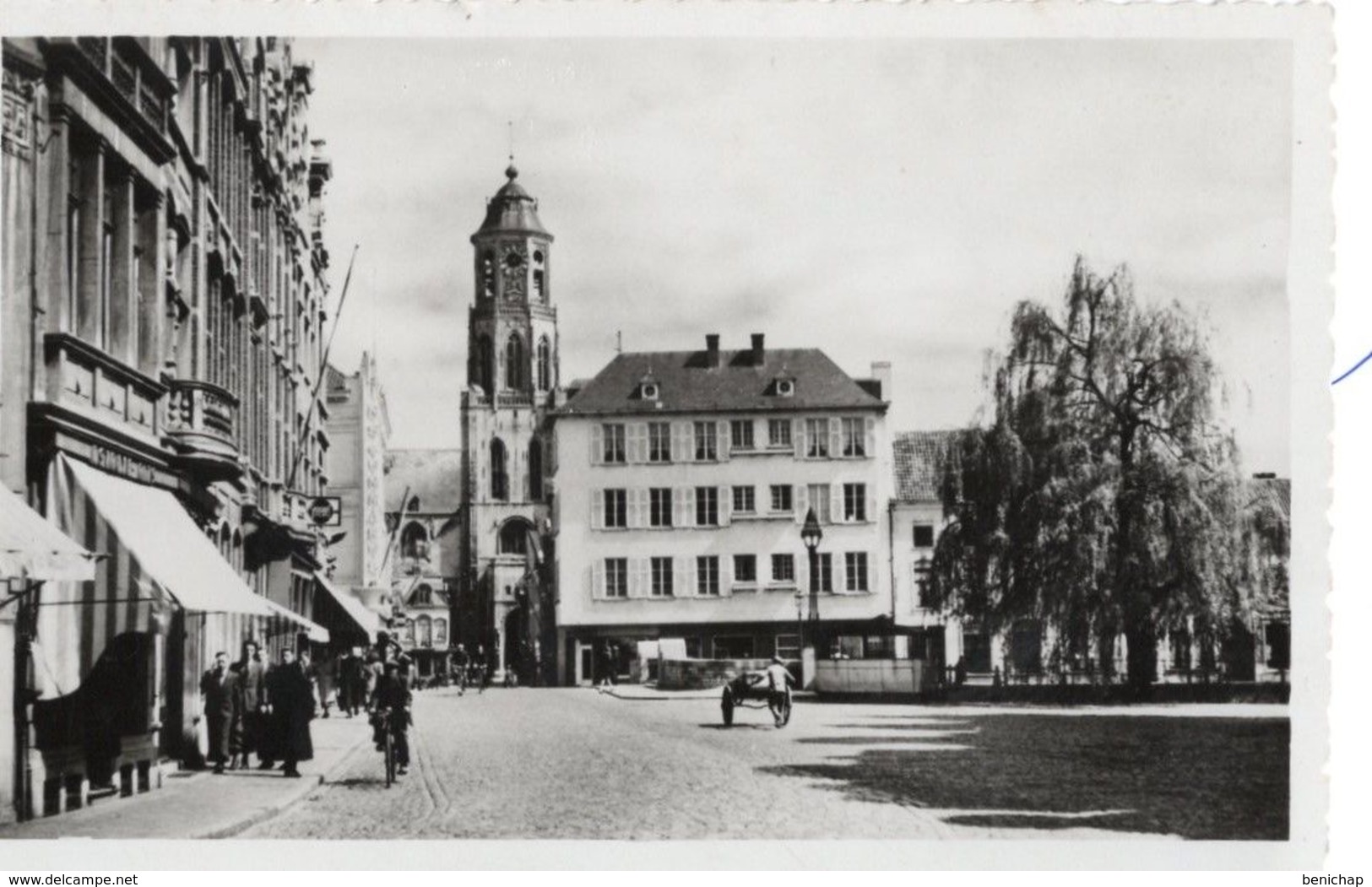 CPA LIER - LIERRE - GROOTE MARKT EN SINT-GUMMARUS KERK - GRAND PLACE ET EGLISE SAINT GOMMAIRE  - NON VOYAGEE- NEUVE. - Lier