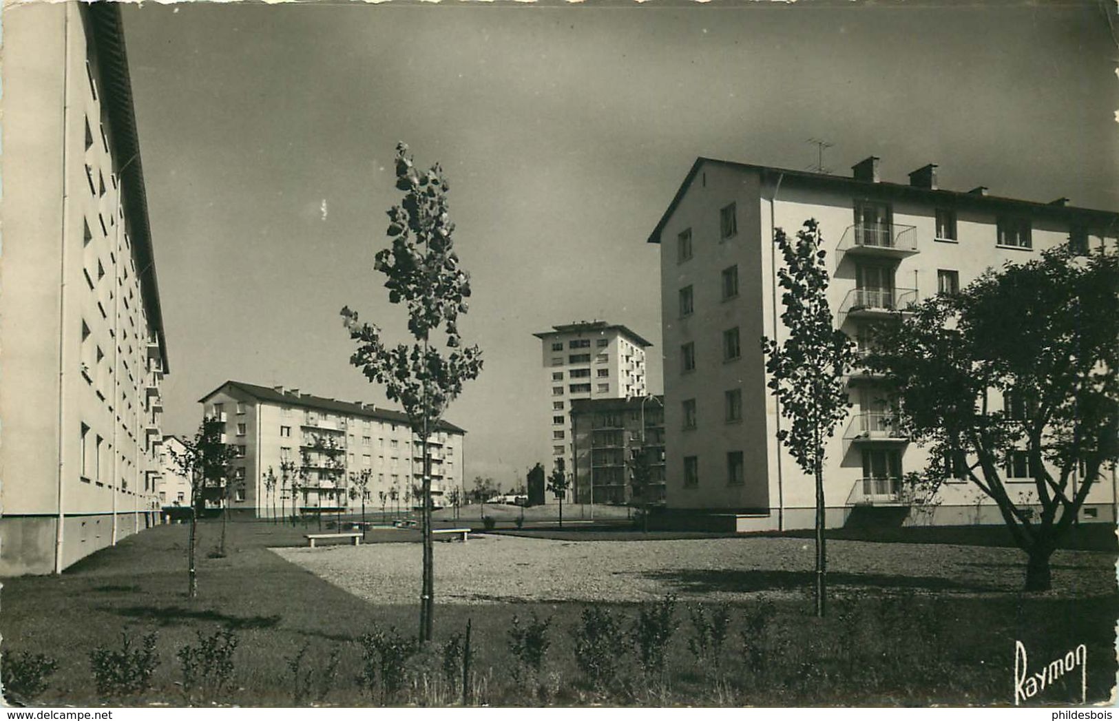 SEINE SAINT DENIS  BONDY  Les Nouveaux Immeubles( Cpsm) - Bondy