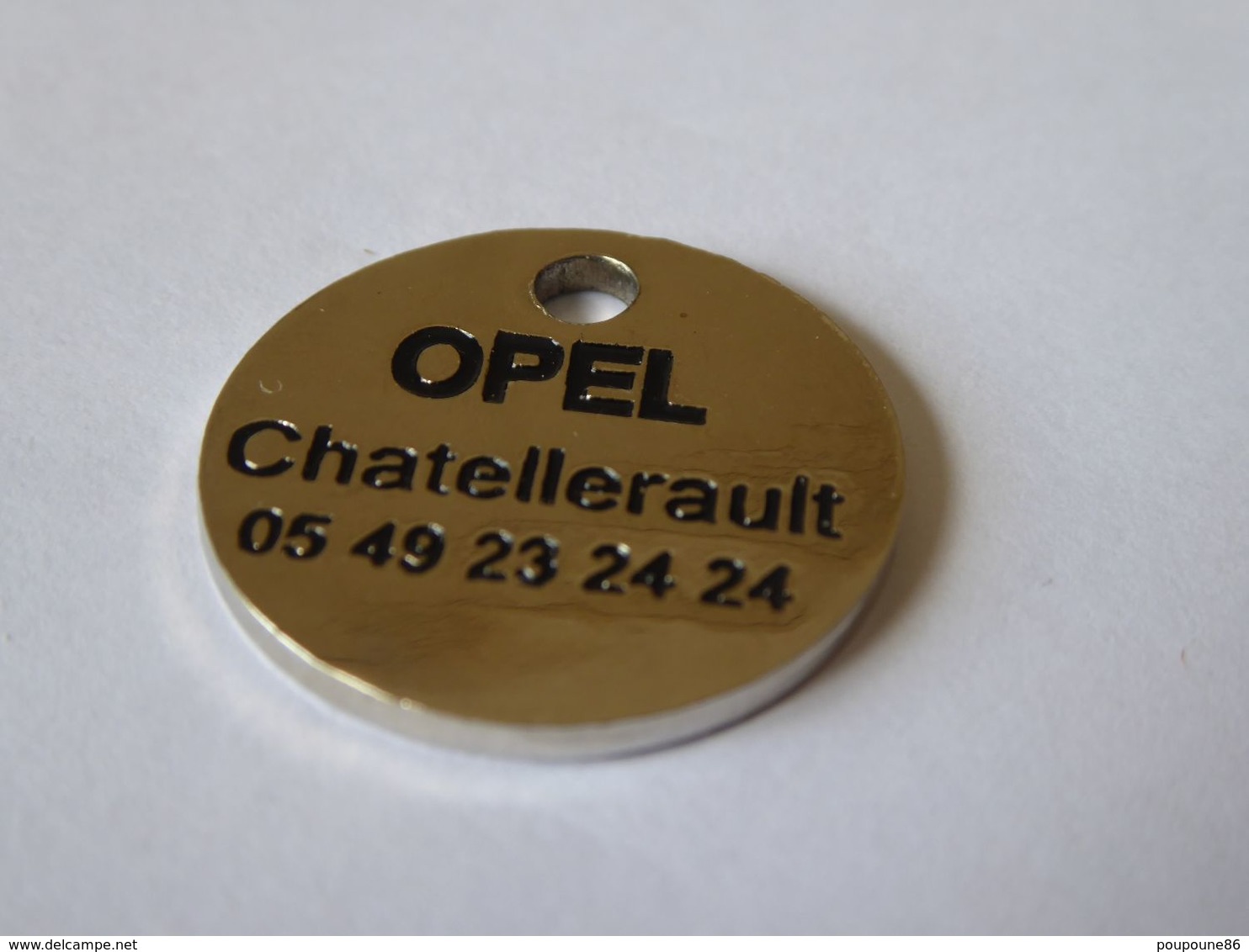 JETON CADDIE CADDY METAL  - OPEL CHATELLERAULT - 86  - VIENNE - NEUF ! - SCAN RECTO VERSO - Trolley Token/Shopping Trolley Chip