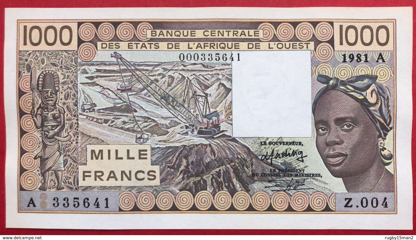 N°126 BILLET DE BANQUE 1000 FRANCS COTE D'IVOIRE 1981 - Costa D'Avorio