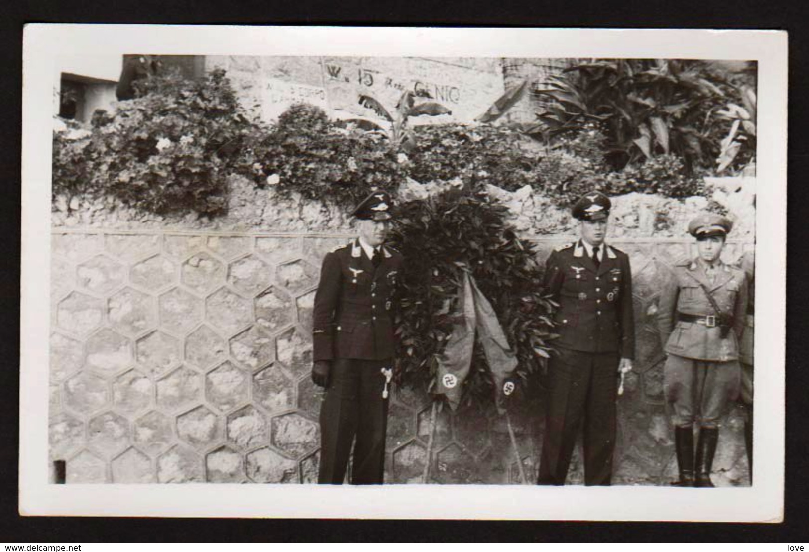 MENTON/MENTONE: occupation Italienne 1940/43. Lot unique de 4 cartes photos neuves. RRR. TTB