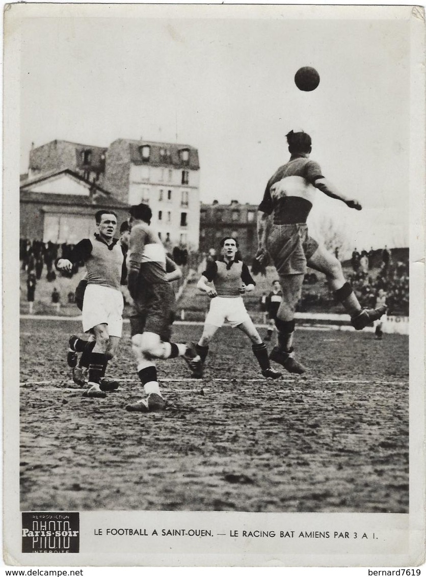 Photo Pais Soir  Le Football A Saint Ouen 93  Le Racing Bat Amiens 3-1 - Sports