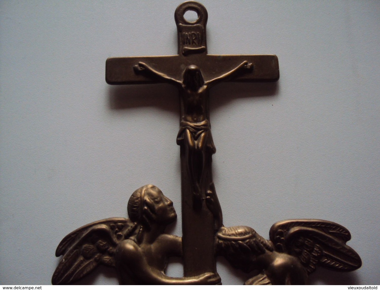 Prachtig Authentiek  Wijwatervat Crucifix Met Geknielde Engelen / Bénitier  / Holly Water Font - Arte Religioso