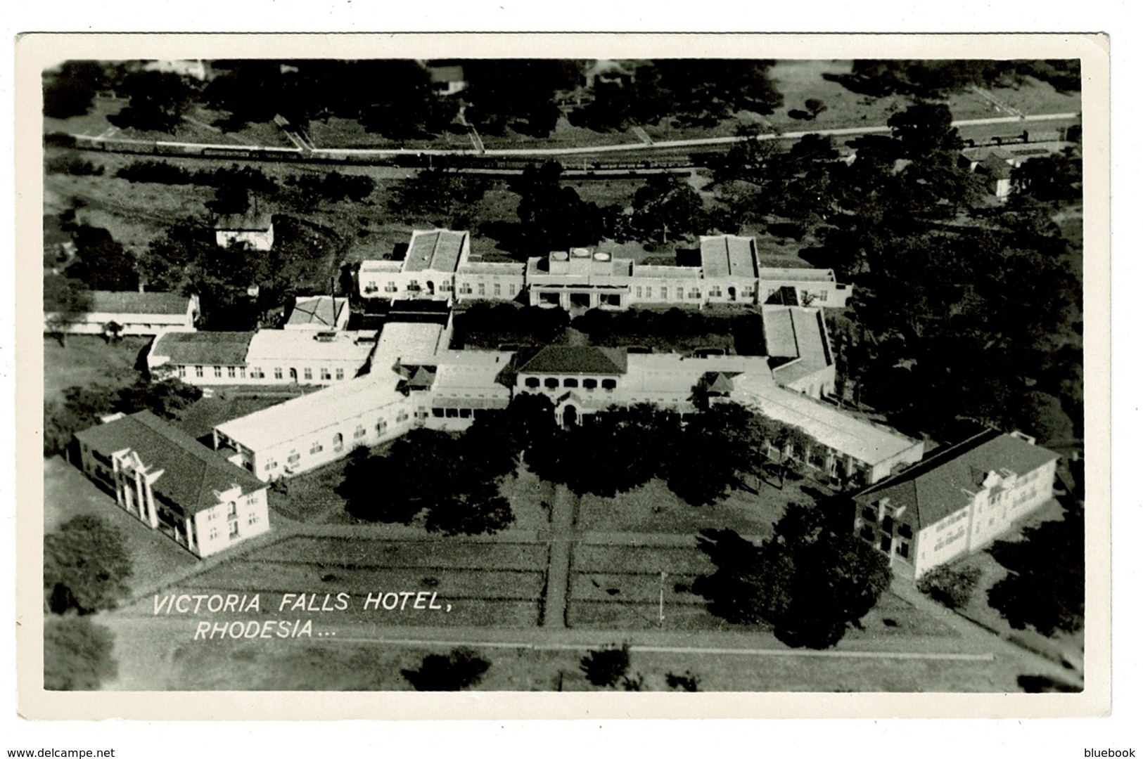 Ref 1378 - Real Photo Postcard - Aerial View Of Victoria Falls Hotel - Rhodesia Now Zimbabwe - Simbabwe