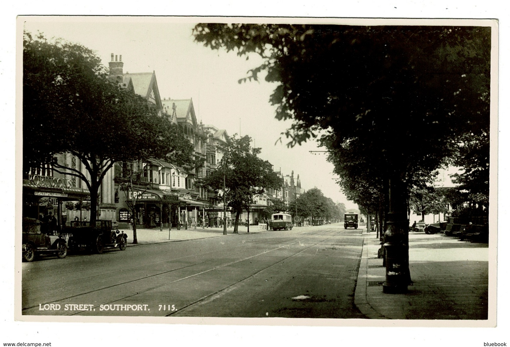 Ref 1379 - Early J. Salmon Real Photo Postcard - Cars & Bus - Lord Street Southport - Southport