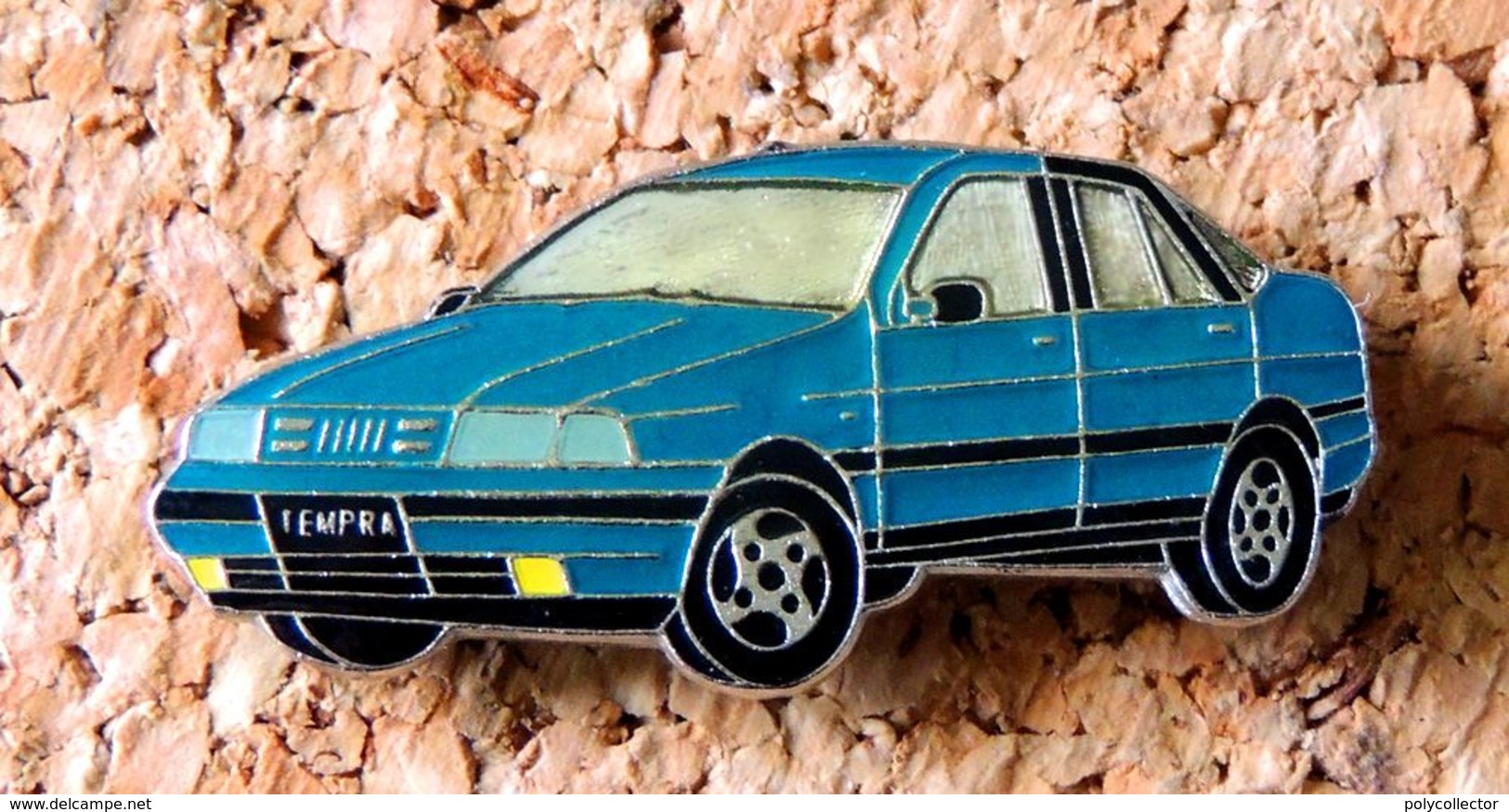 Pin's FIAT TEMPRA époxy - Fiat