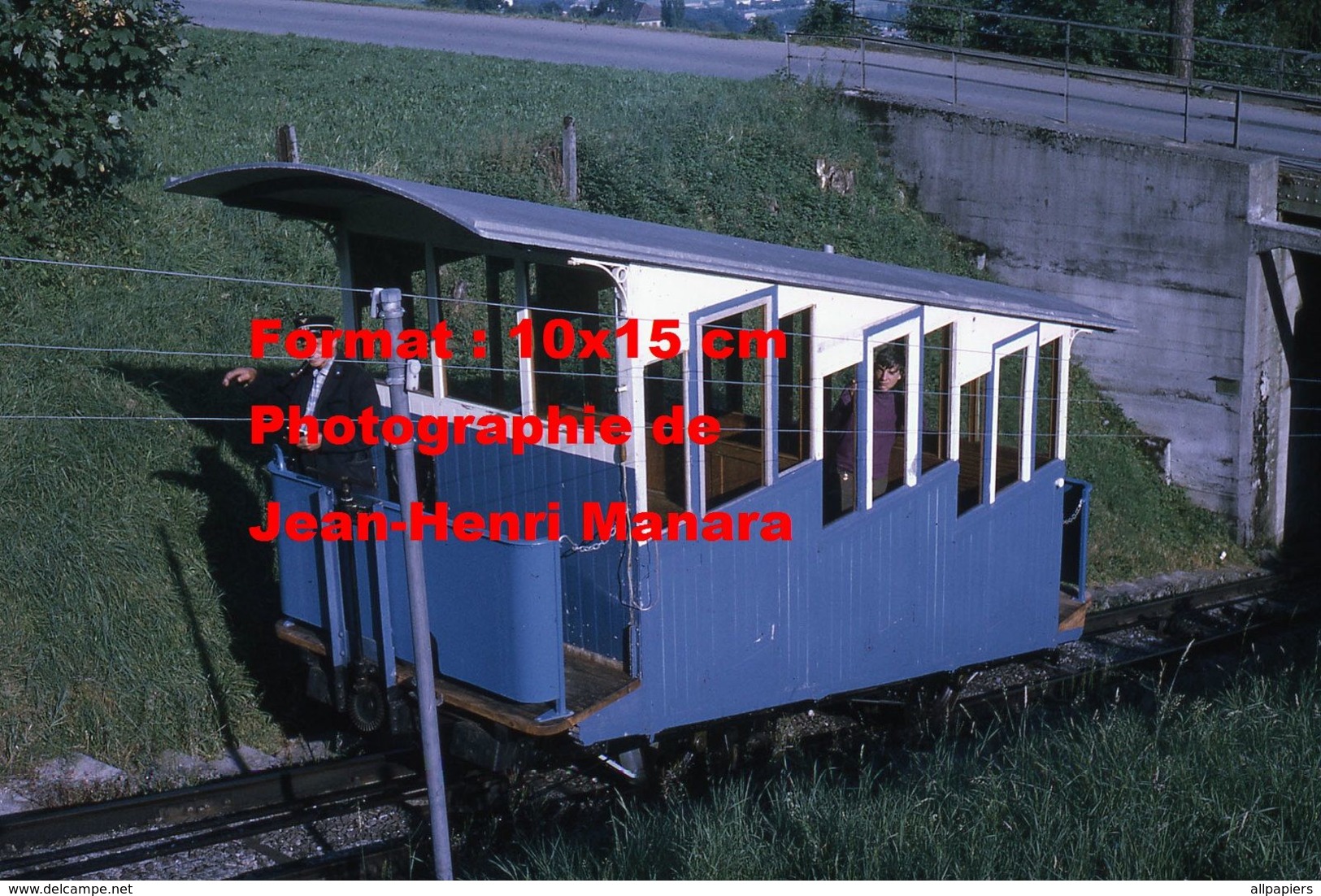 Reproduction D'une Photographie Du Conducteur Du Funiculaire De Krienz-Sonnenberg En Suisse En 1970 - Other & Unclassified