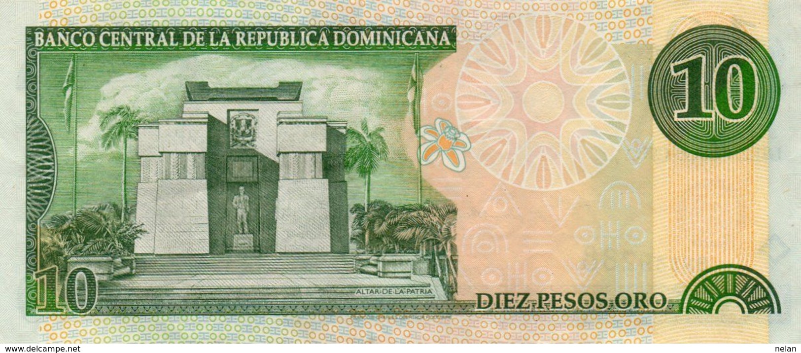 DOMINICAN REPUBLIC  10 PESOS ORO 2000 P-159a.2  AUNC - Repubblica Dominicana