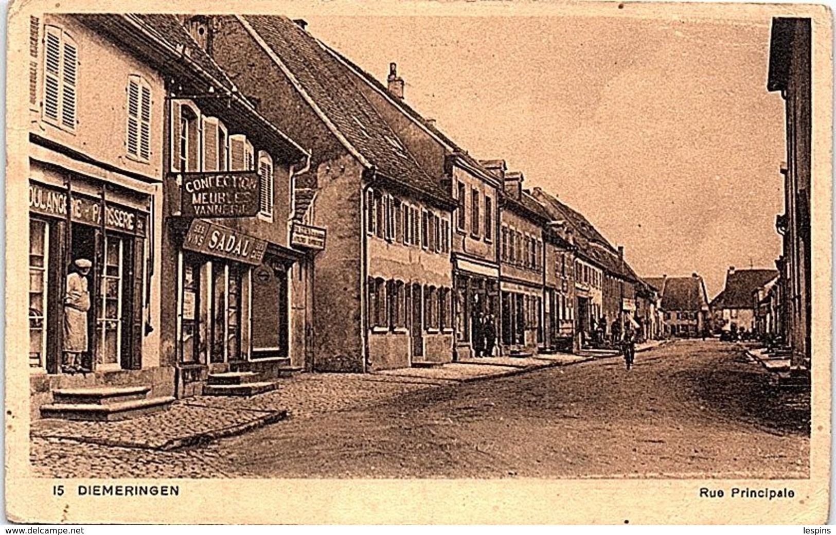 67 - DIEMERINGEN --  Rue Principale - Diemeringen