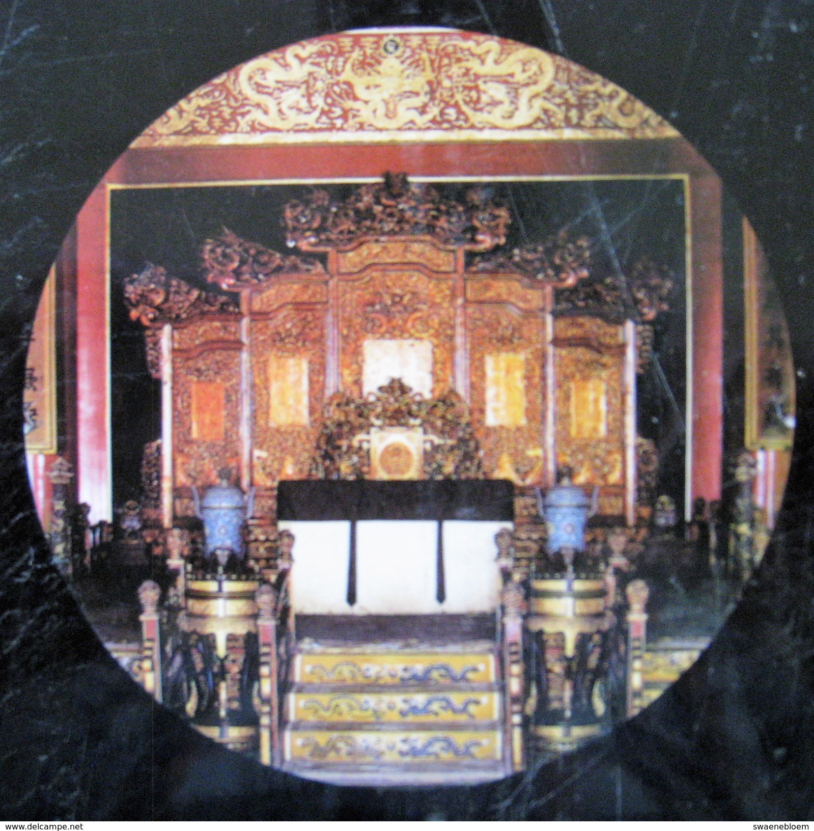 CN.- The Forbidden City In Beijing. Compiled By Zheng Zhihai And Qu Zhijing. 1993. 5 Scans. - Asiática