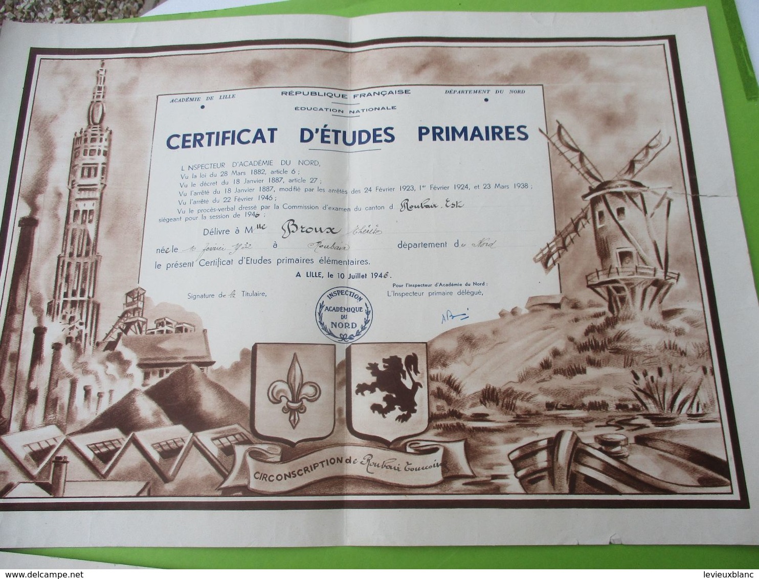 Diplôme Scolaire/Certificat Etudes Primaires/Académie De LILLE/Roubaix-Tourcoing/Dépt Du Nord/Broux Thérése/1946  DIP249 - Diplome Und Schulzeugnisse