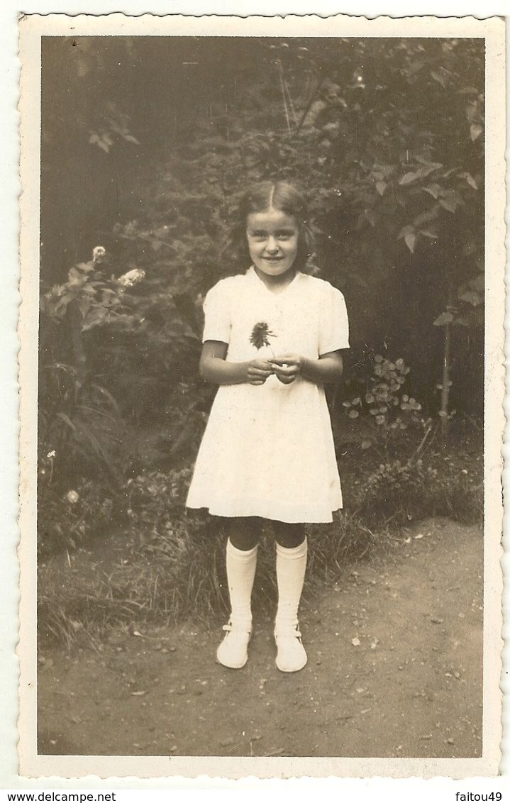 Photo A Identifier Enfant  Jeune Fille   43 - Fotografía