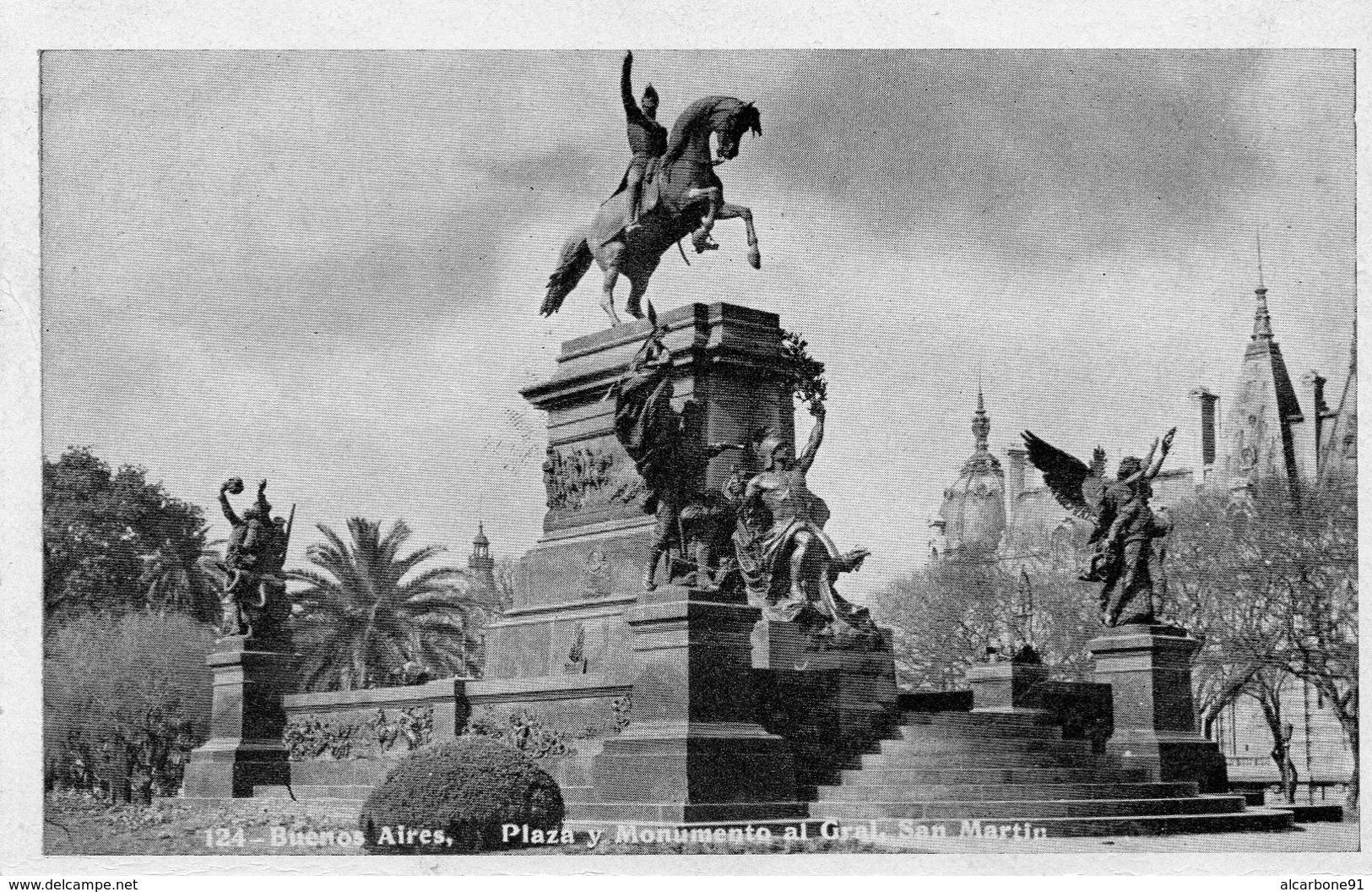 BUENOS AIRES - Plaza Y Monumento Al General San Martin - Argentine
