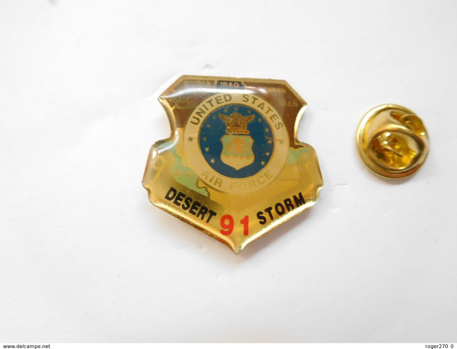 Beau Pin's , Armée Militaire , Desert Storm , Tempête Du Désert , Army US , Irak - Army