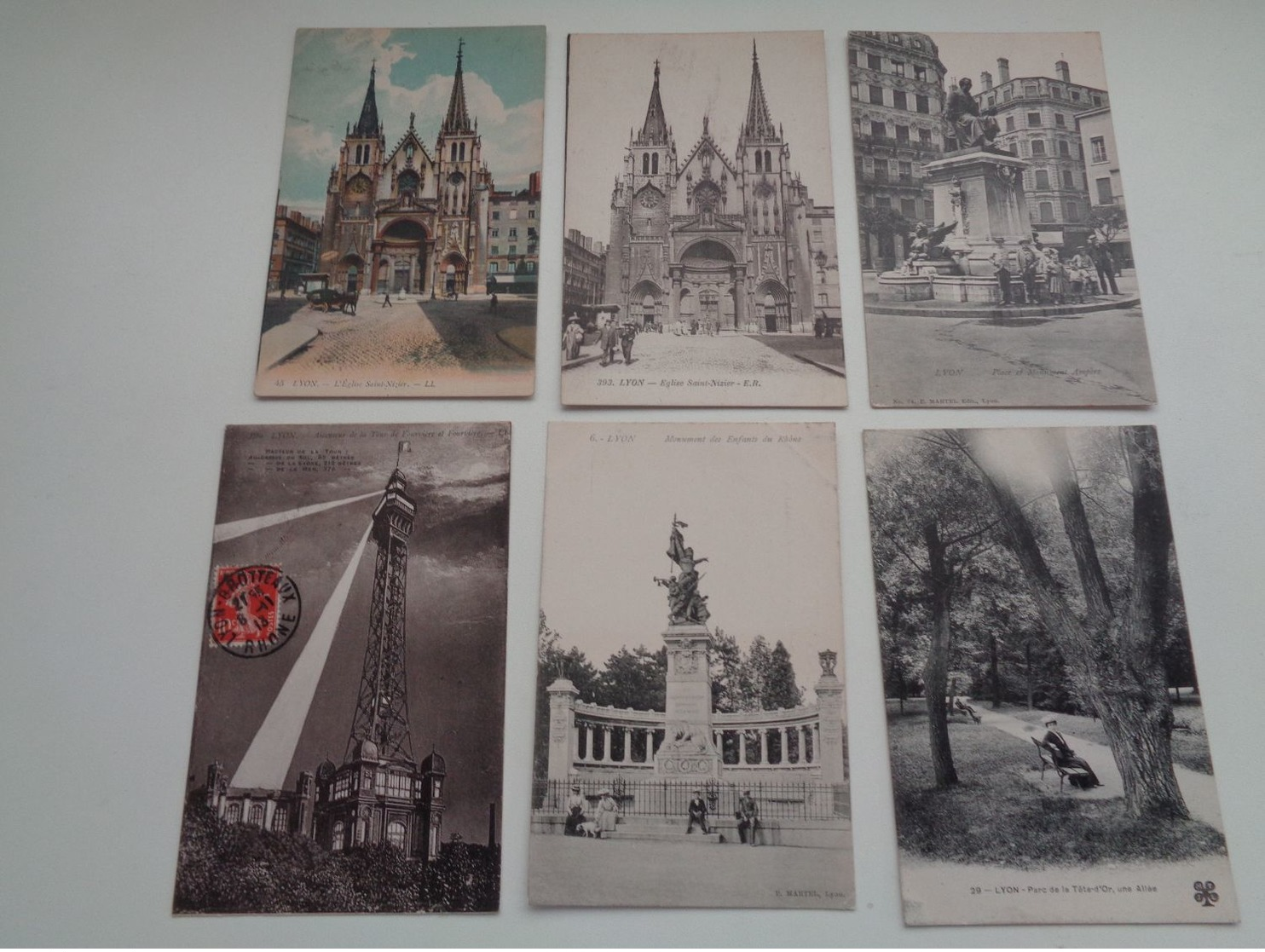 Beau lot de 60 cartes postales de France   Lyon   Mooi lot van 60 postkaarten van Frankrijk    - 60 scans