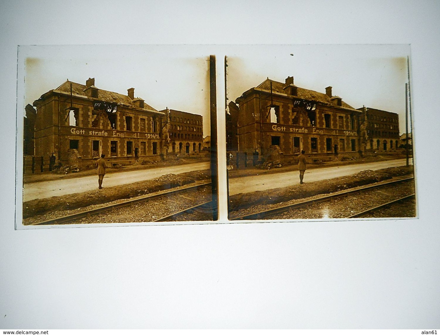 PHOTO STEREO SUR PLAQUE DE VERRE GUERRE 14 / 18 MAISON BOMBARDEE PRISE DE GUERRE - Oorlog, Militair