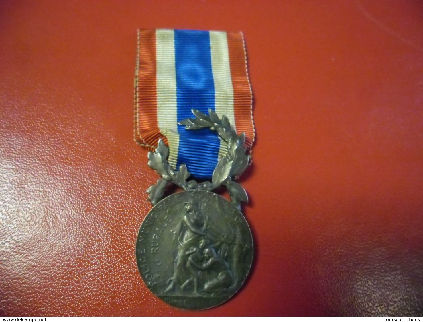 MEDAILLE ARGENT Poinçon Tranche POLICE MUNICIPALE ET RURALE Signée Coudray Vers 1933 - France