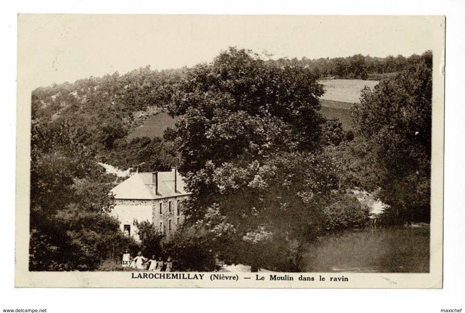 Larochemillay - Le Moulin Dans Le Ravin ( Animation ) - Circulé - Autres & Non Classés