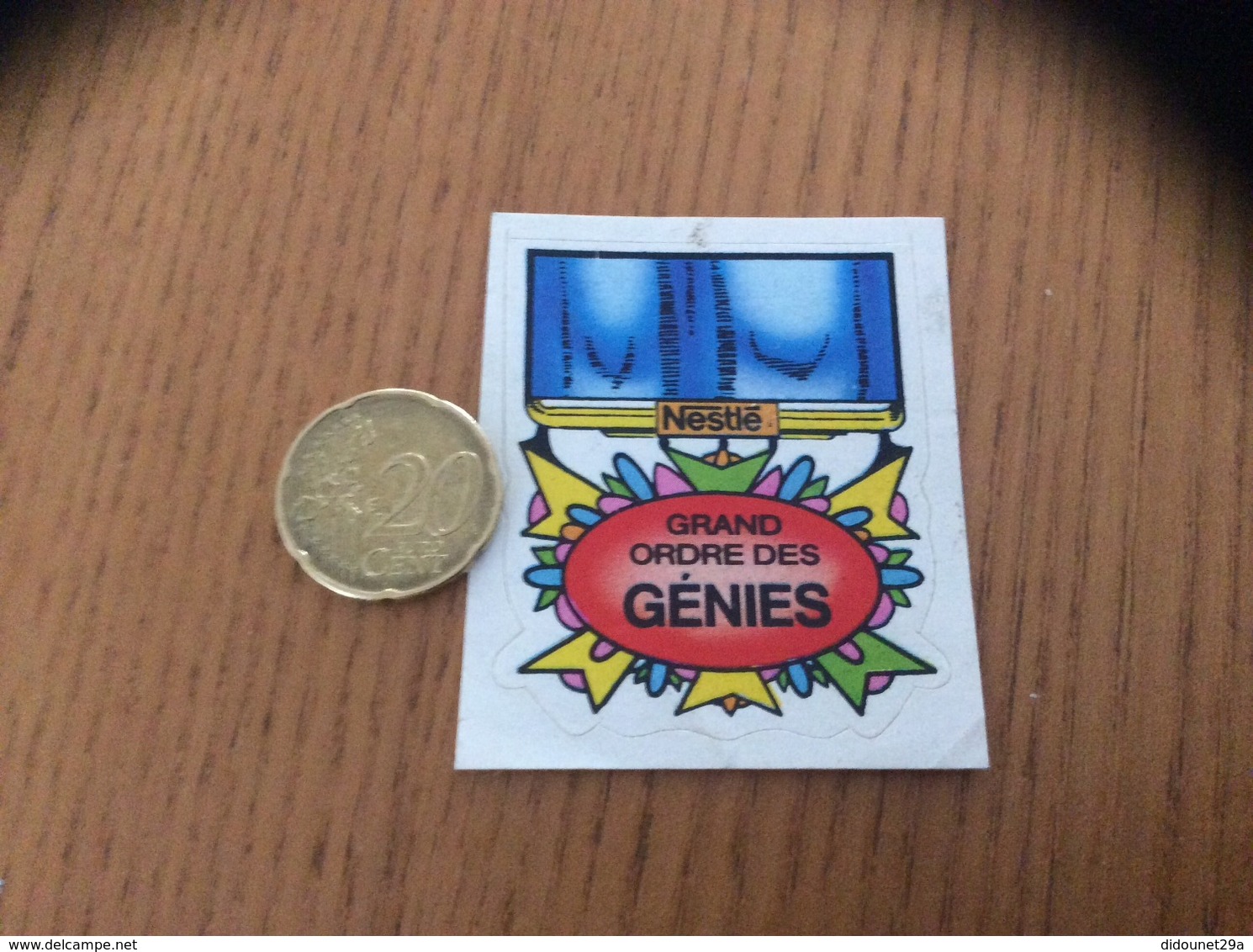 AUTOCOLLANT, Sticker, Chromo «Néstlé - GRAND ORDRE DES GÉNIES» (médaille) - Adesivi